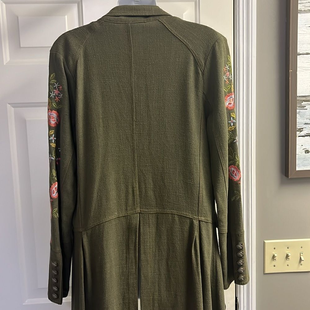 Aratta Silent Journey Multi Blend Sleeve Floral Embroidered Cherish Coat -S - Picture 12 of 16